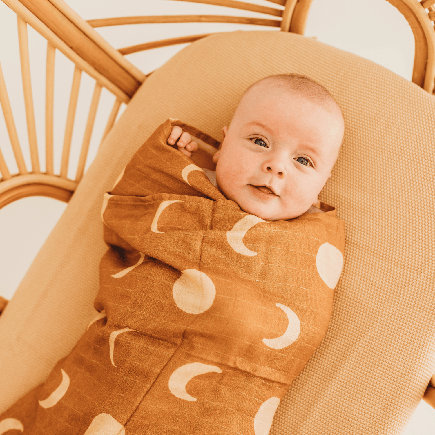 Luna Swaddle - Luca and Co Collective